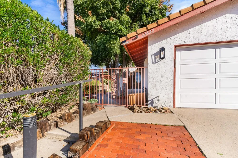 23832 Fair Weather, Canyon Lake, CA, 92587