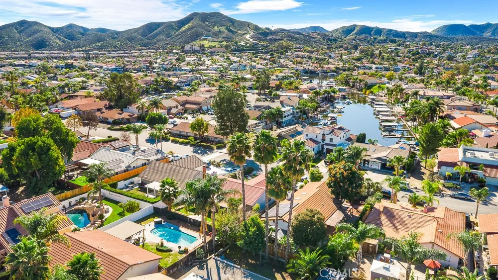 23832 Fair Weather, Canyon Lake, CA, 92587