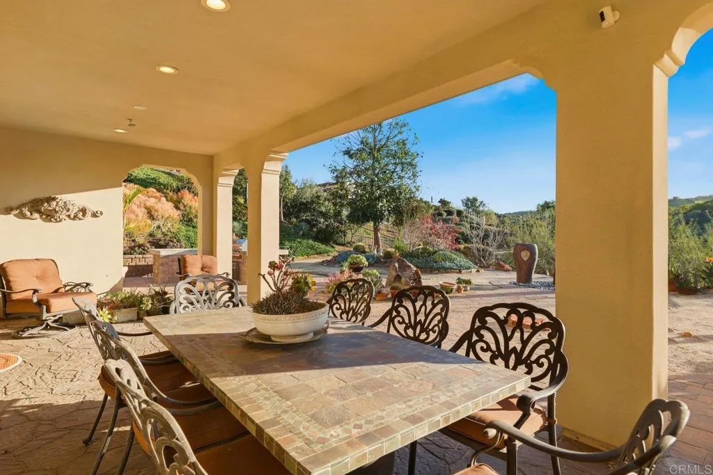 https://cdn.realtyfeed.com/cdn/127/306610077/01448861bfc710996dd5debf2142e932.webp