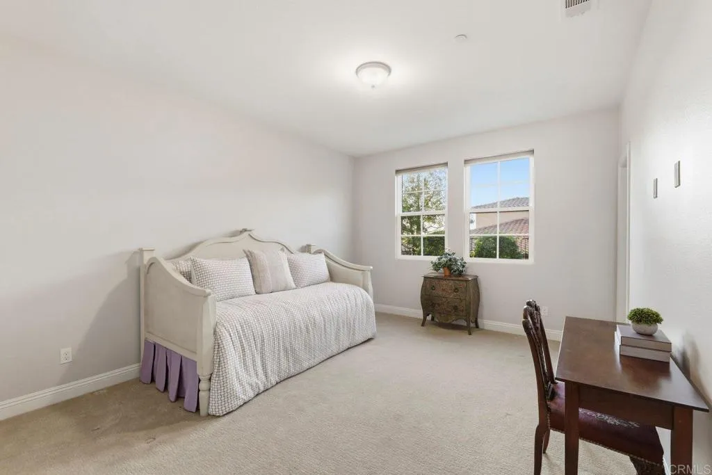 https://cdn.realtyfeed.com/cdn/127/306610077/4fae0c5326e35257b5715a94b6d99a06.webp