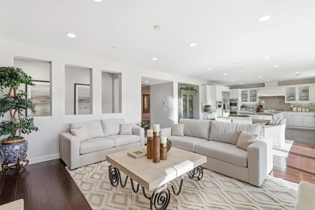https://cdn.realtyfeed.com/cdn/127/306610077/805690aea053c69cd29a71352b2ea781.webp