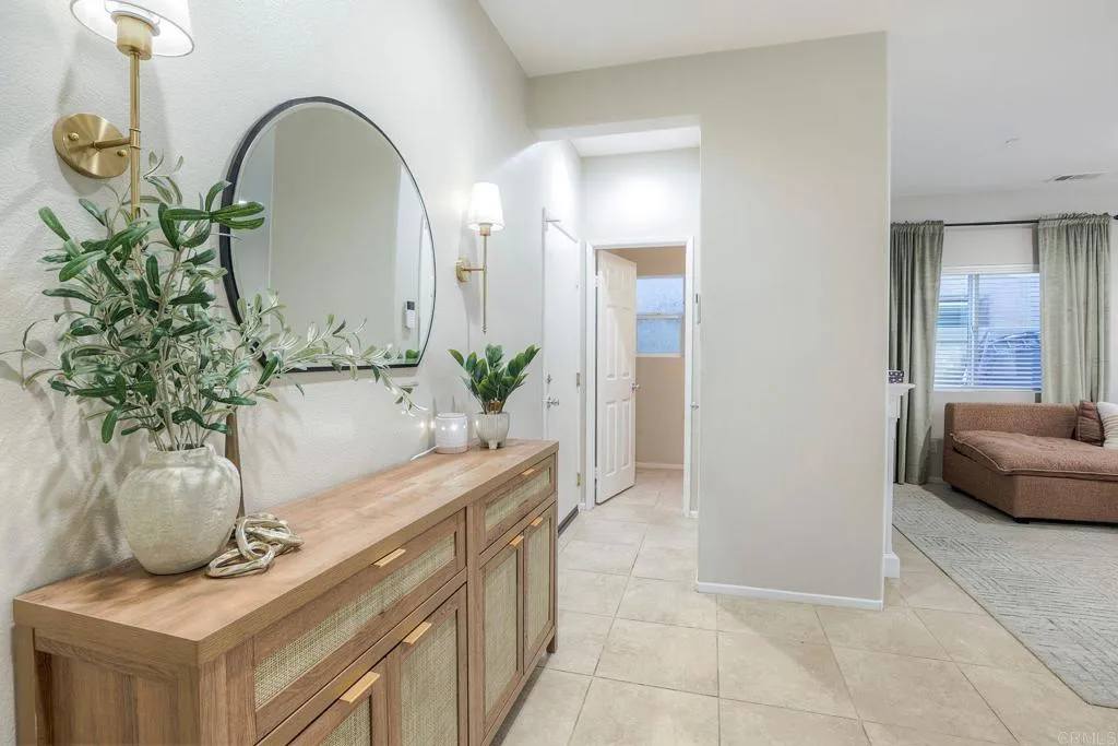 https://cdn.realtyfeed.com/cdn/127/306610203/64bd8654e359acb1813255845a06a340.webp