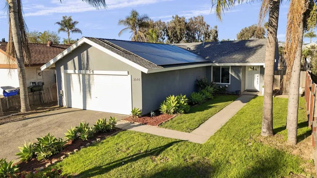 https://cdn.realtyfeed.com/cdn/127/306610204/dcc853f52976a0311dba7a88a36a6c8d.webp