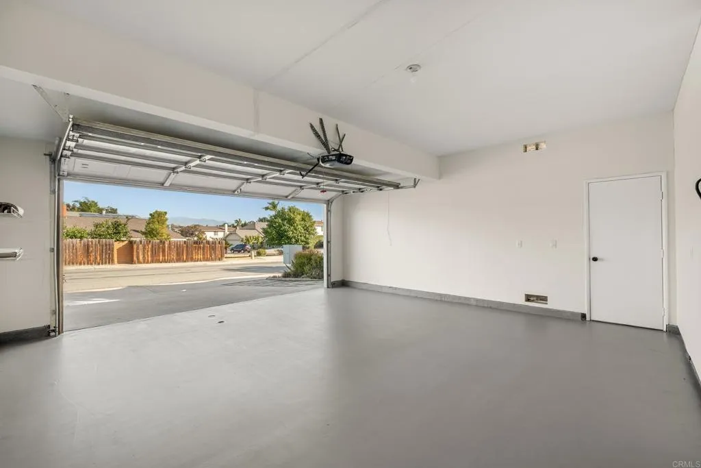 https://cdn.realtyfeed.com/cdn/127/306610267/705eb140d559147755d22fb17395be32.webp