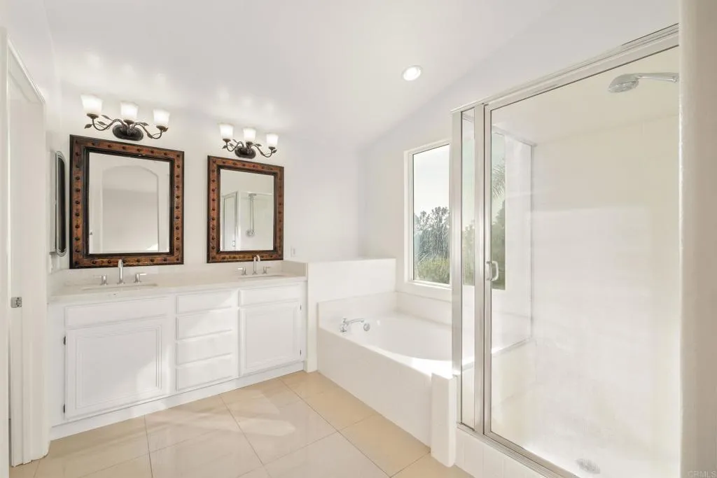 https://cdn.realtyfeed.com/cdn/127/306610267/7487174e9124cbcdd212b2885132c158.webp