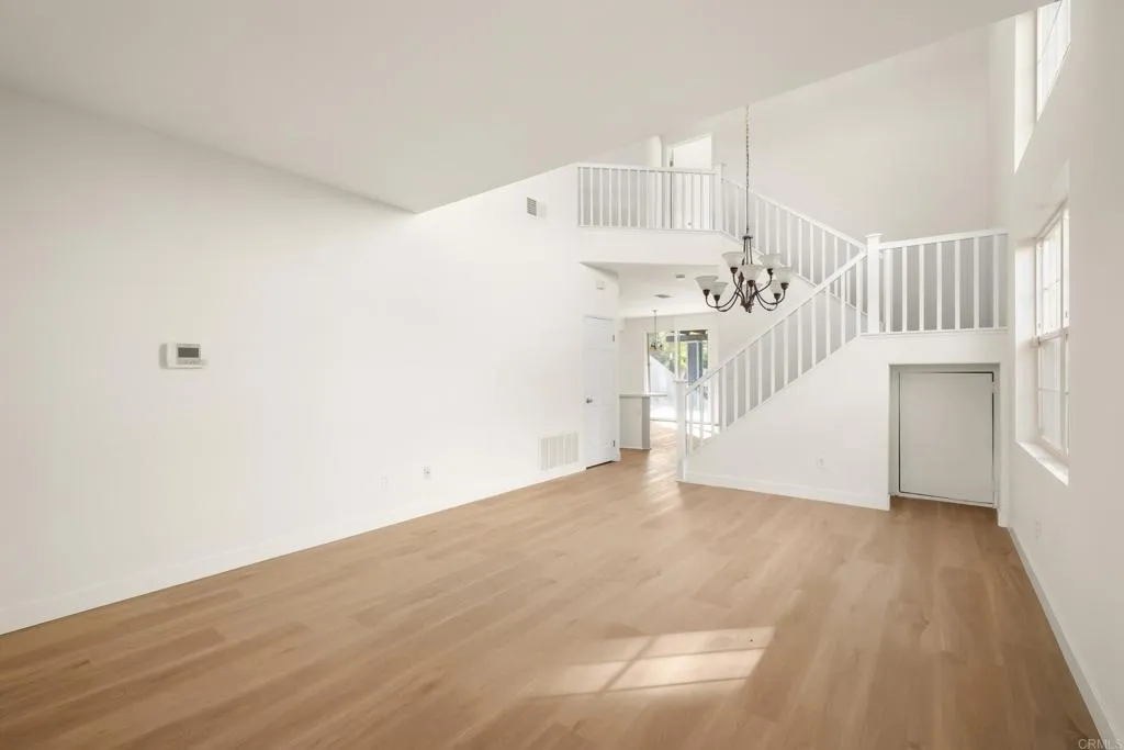 https://cdn.realtyfeed.com/cdn/127/306610267/8dca7ac75d56af91319391eaa82244f7.webp