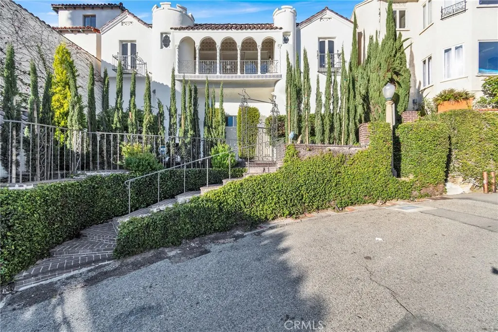 2111 Rockledge, Los Angeles, CA 90068 - Photo 4 of 75, Los Angeles, CA