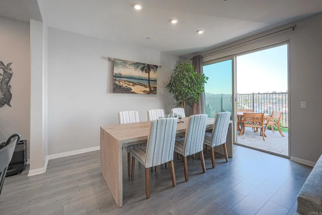 https://cdn.realtyfeed.com/cdn/127/306610347/a7140f4d766f8b0dae6061a9150111a4.webp
