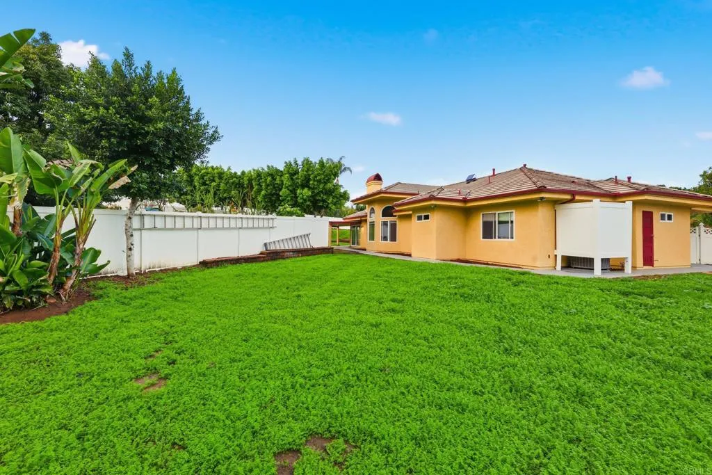 https://cdn.realtyfeed.com/cdn/127/306610353/246df5f53714e6281a2df3e947567373.webp