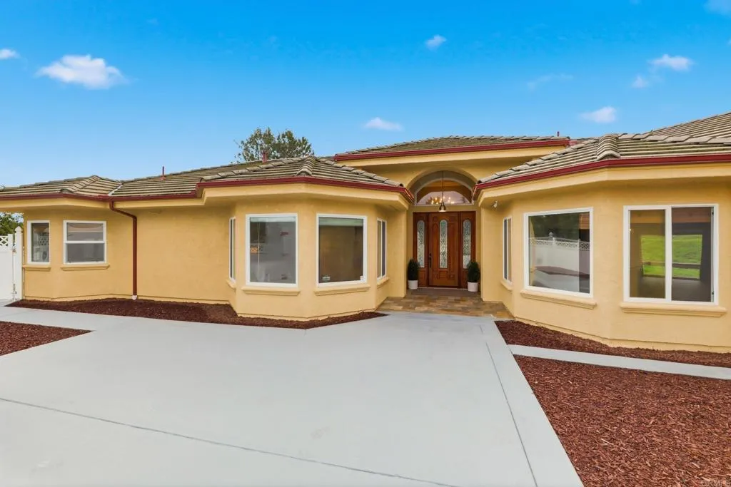 https://cdn.realtyfeed.com/cdn/127/306610353/2b3960158545869dbc6294915027d659.webp
