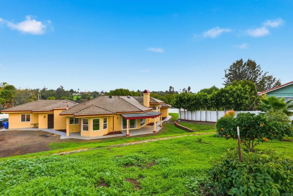 https://cdn.realtyfeed.com/cdn/127/306610353/791437ccb051010db71b5938a328da45.webp