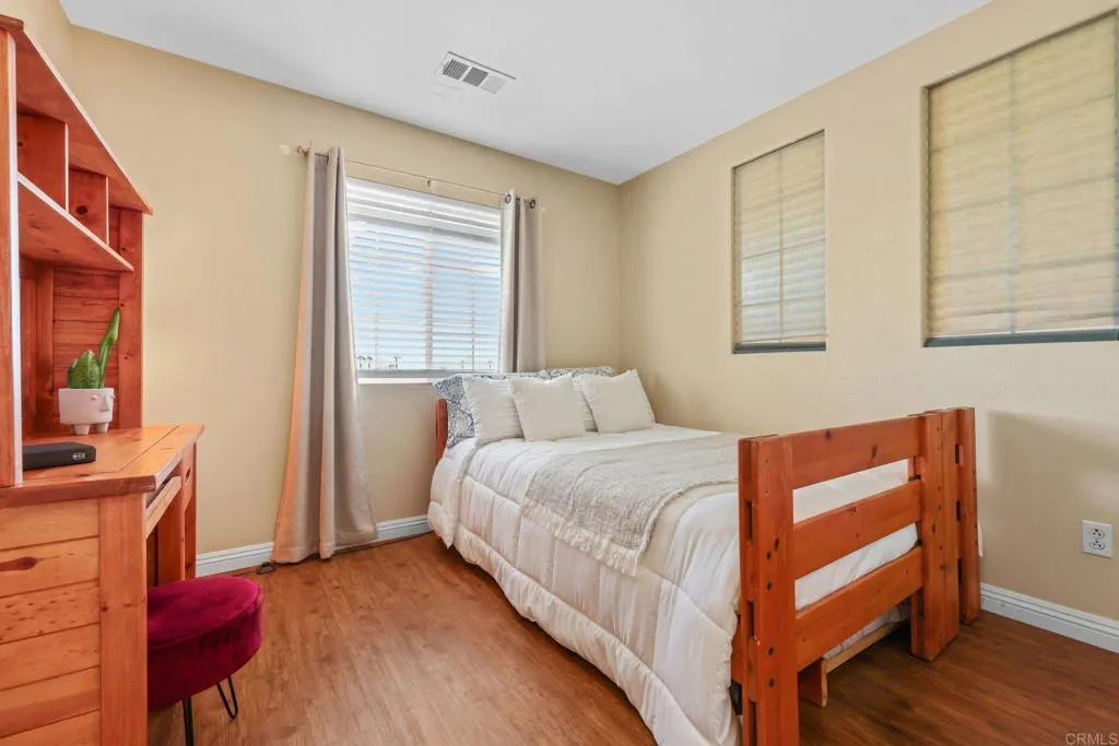 https://cdn.realtyfeed.com/cdn/127/306610359/387990ad3af9be9c799531e8e88a7e73.webp