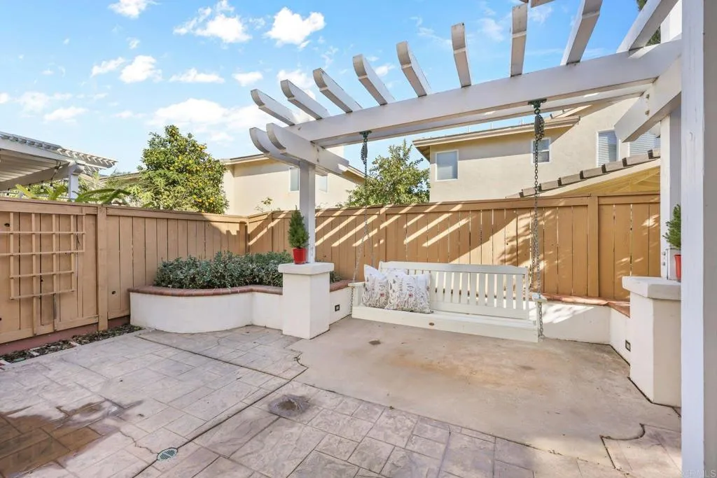 https://cdn.realtyfeed.com/cdn/127/306610359/6e253d4fd922581a6d1f944a3918f763.webp
