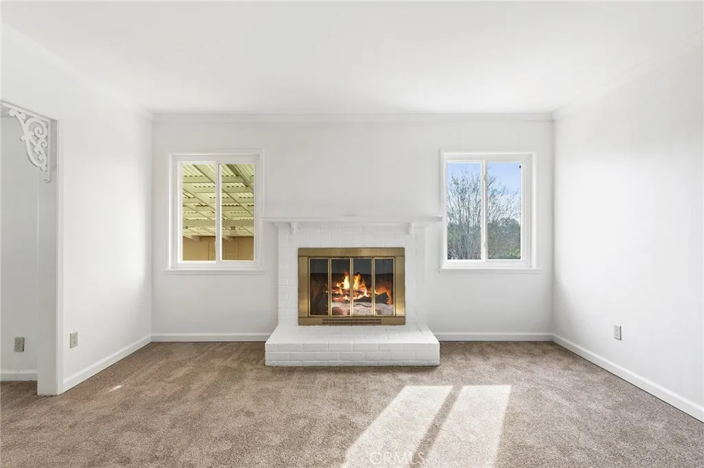 https://cdn.realtyfeed.com/cdn/127/306610389/64d50c3320410ec34d983bb5593234dc.webp
