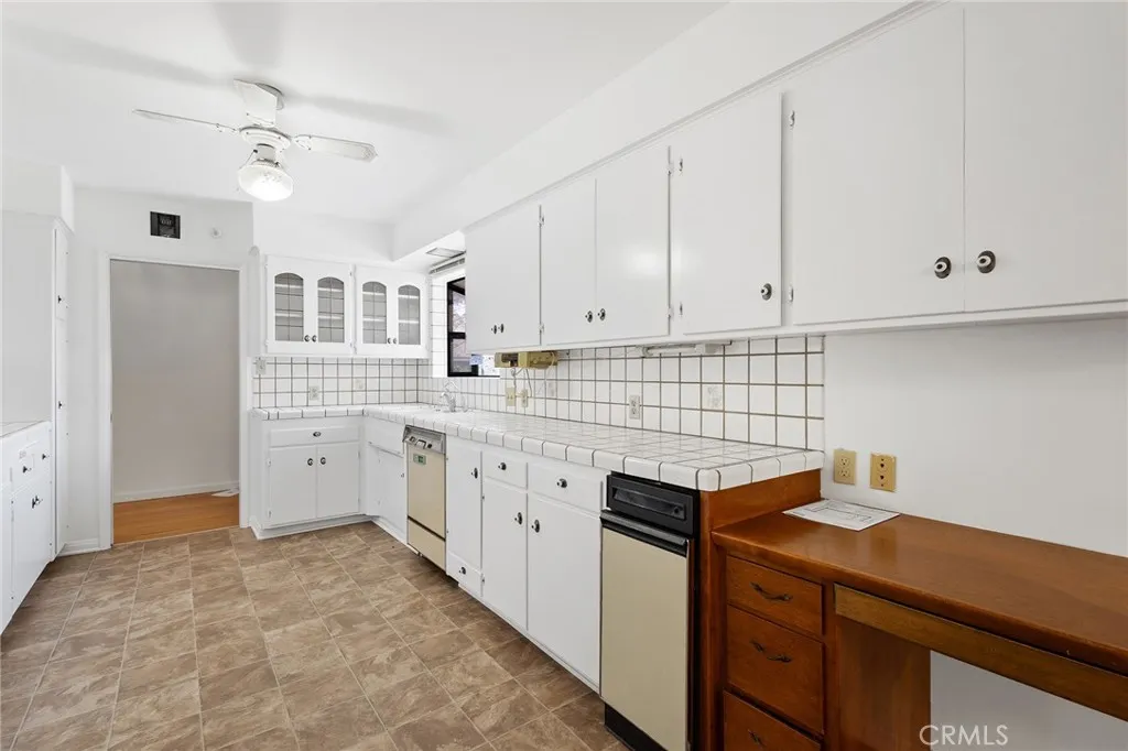 https://cdn.realtyfeed.com/cdn/127/306610389/6959800fd53943d028b4c4fc5b37f286.webp