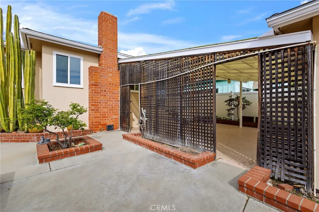 https://cdn.realtyfeed.com/cdn/127/306610389/8027b352bc4d1c104232ad3a62a33215.webp
