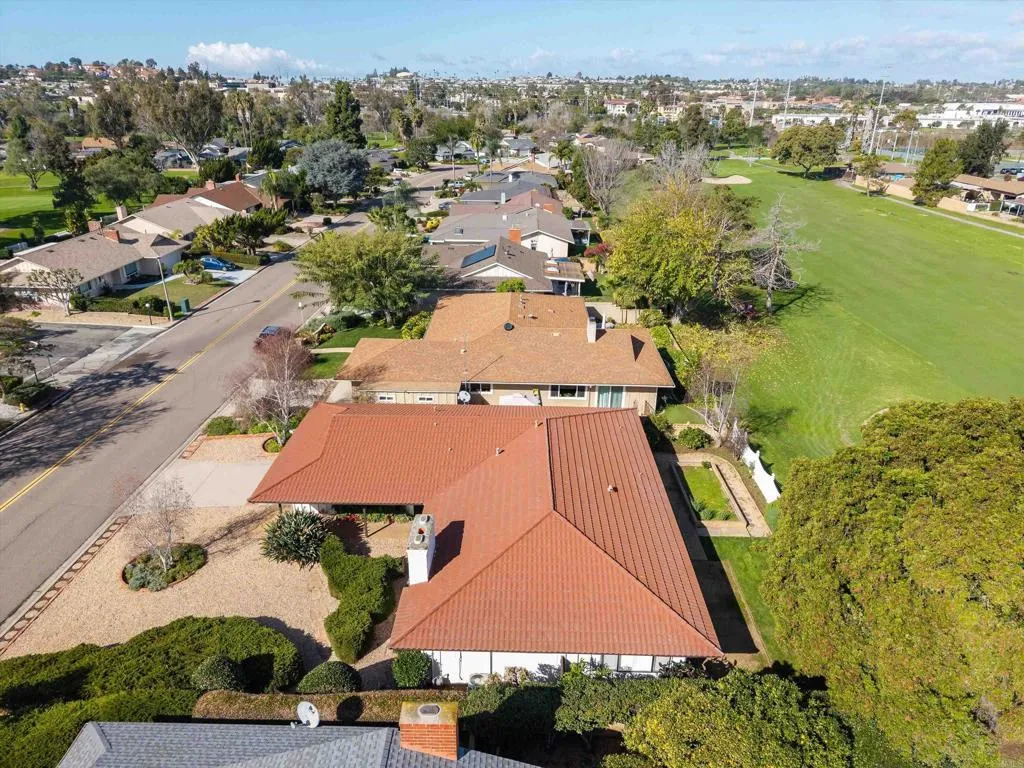 https://cdn.realtyfeed.com/cdn/127/306610443/5a27335a5690d7b08bfff0cf5c206e68.webp