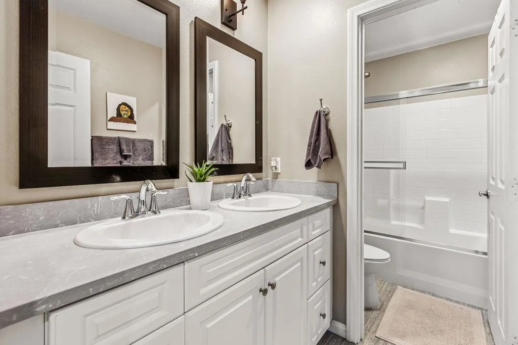 https://cdn.realtyfeed.com/cdn/127/306610444/48744063d128a645e19ac1b74ea9f682.webp