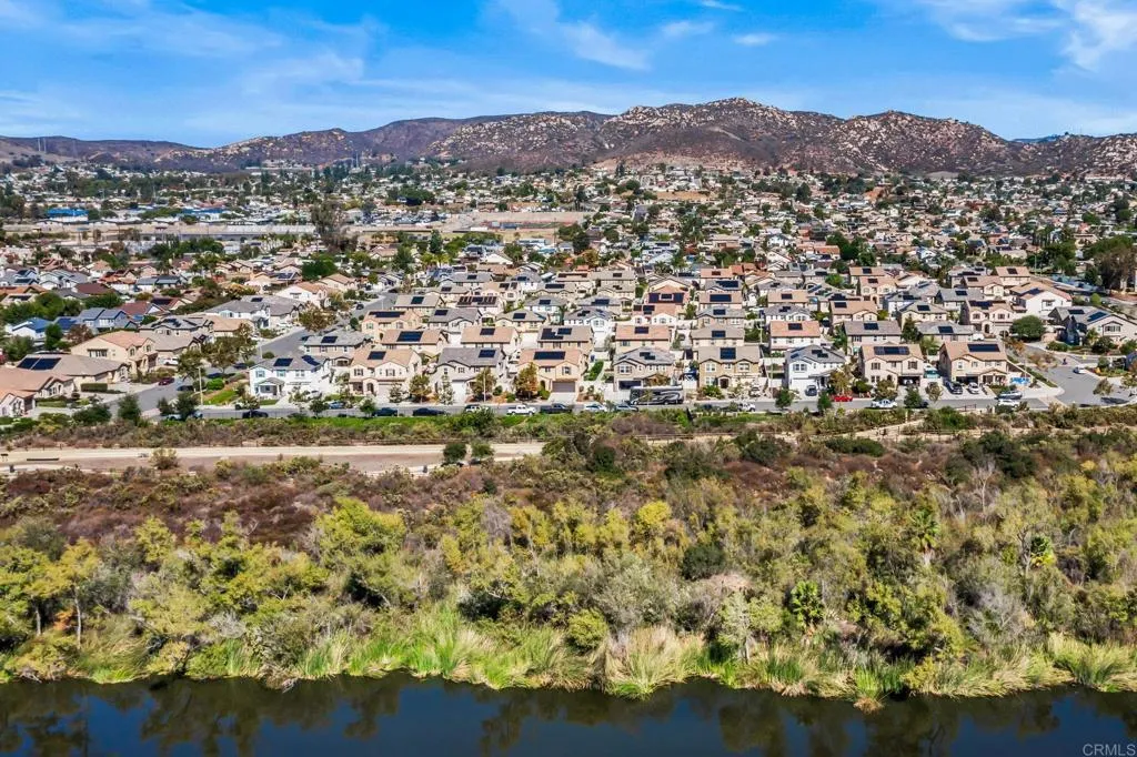 https://cdn.realtyfeed.com/cdn/127/306610444/6308e522f9e59dba705861be5511842e.webp