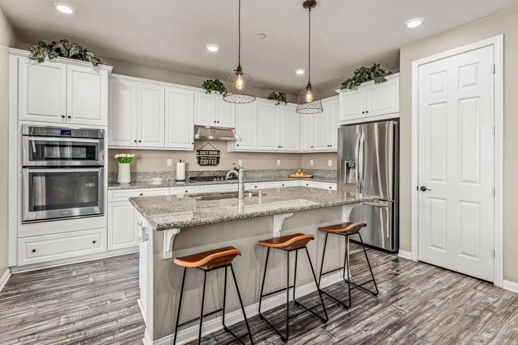 https://cdn.realtyfeed.com/cdn/127/306610444/e8a0ef2ab0a319722c6be69392146c88.webp