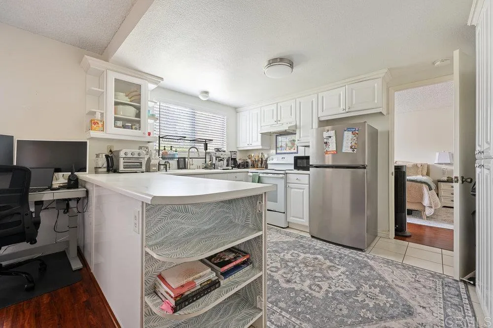 Photo #2: PTP2600012 Listing: Photo #2