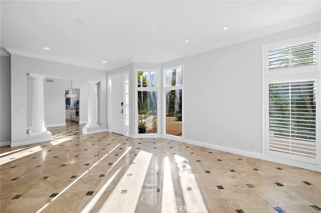 Photo #14: LG26000127 Listing: Photo #14