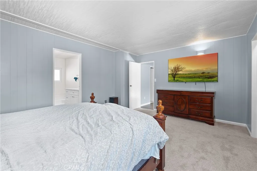 https://cdn.realtyfeed.com/cdn/127/306610530/96de06a61b38c5197d905055d7d4f01a.webp
