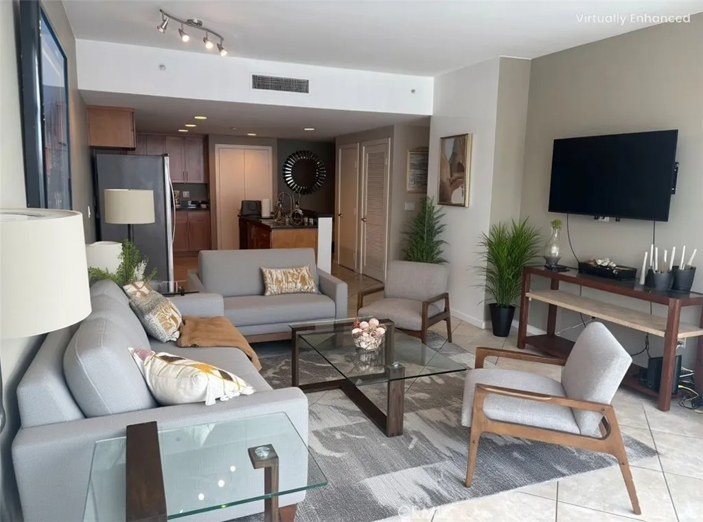 Long Beach, CA 90802