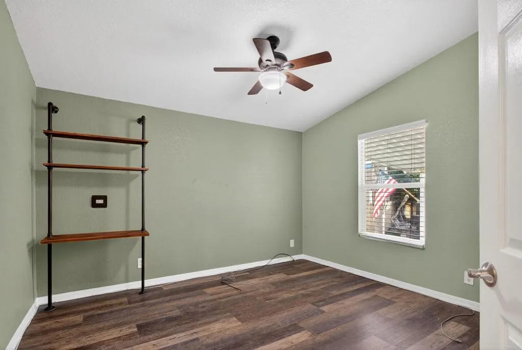 https://cdn.realtyfeed.com/cdn/127/306610582/675fc71424984282ba4558f7dd74da6d.webp