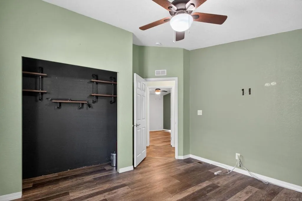 https://cdn.realtyfeed.com/cdn/127/306610582/e8852629d22dd8598958075eab1dbe5b.webp