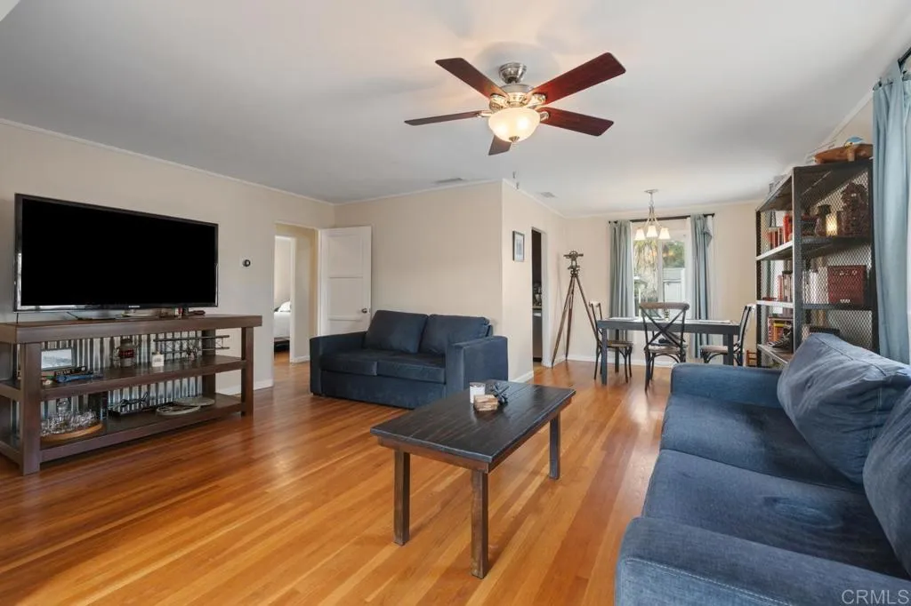 https://cdn.realtyfeed.com/cdn/127/306610585/a618e0d864ce397db5dee83dc54d9314.webp