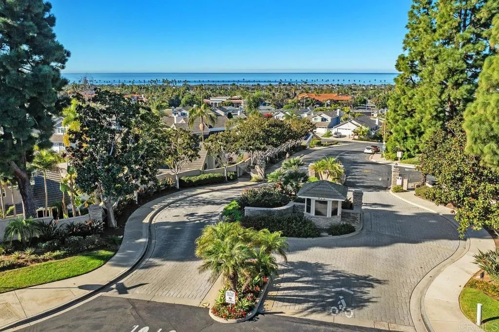https://cdn.realtyfeed.com/cdn/127/306610614/392ad56e3b0ddec873552a559082da28.webp