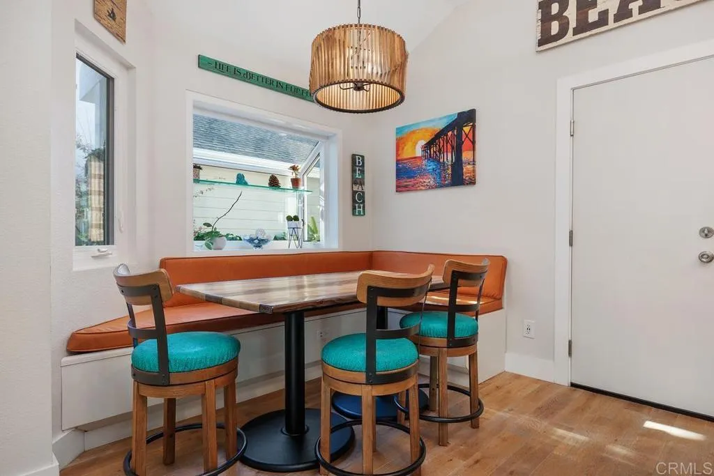 https://cdn.realtyfeed.com/cdn/127/306610614/7f9cec078455405c02decd68d45391fb.webp