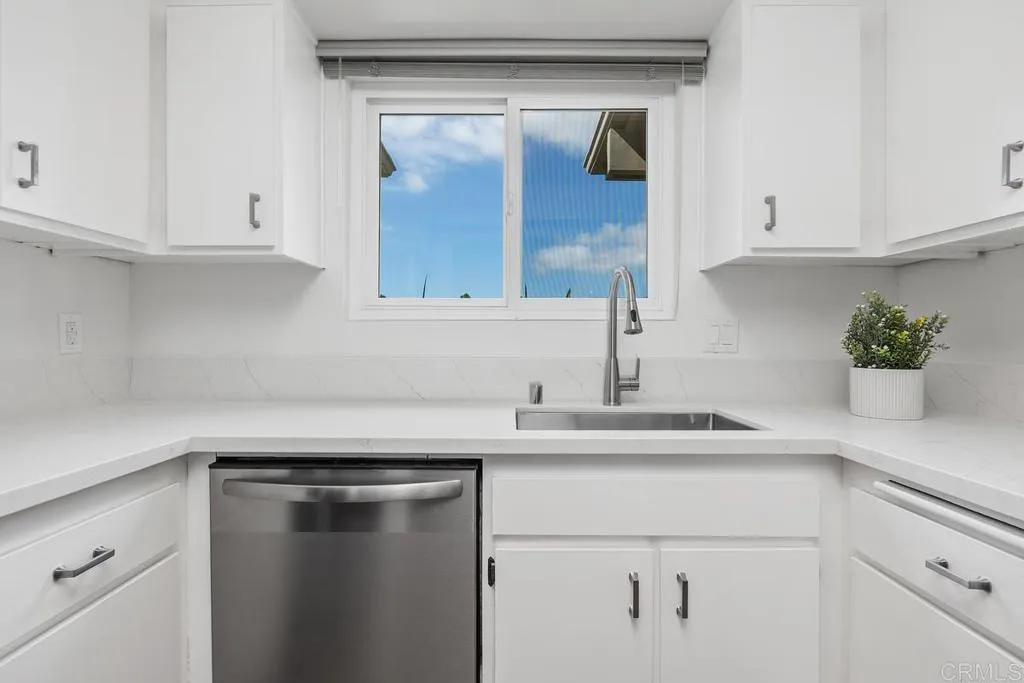 https://cdn.realtyfeed.com/cdn/127/306610634/ffe6b9c0ff0555a369520ceab8910a6a.webp