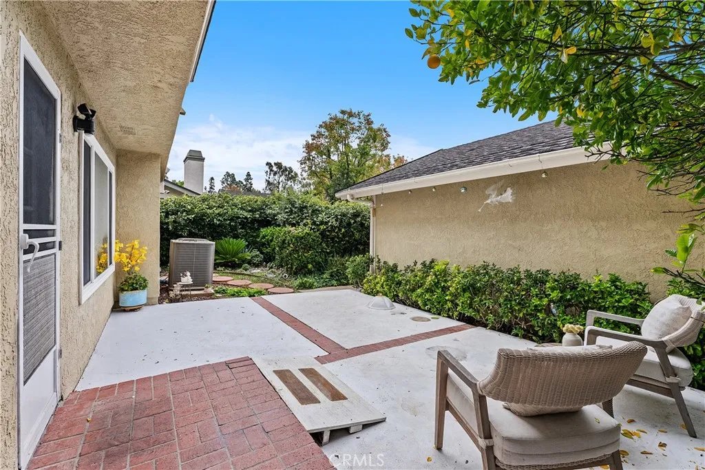 Irvine, CA, 92604