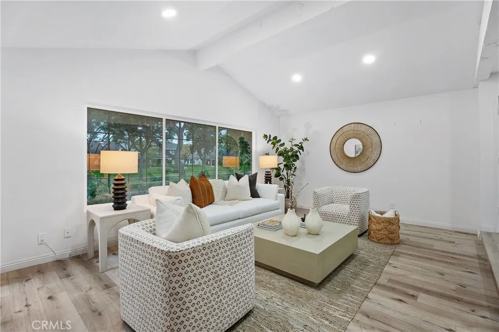 Irvine, CA, 92604