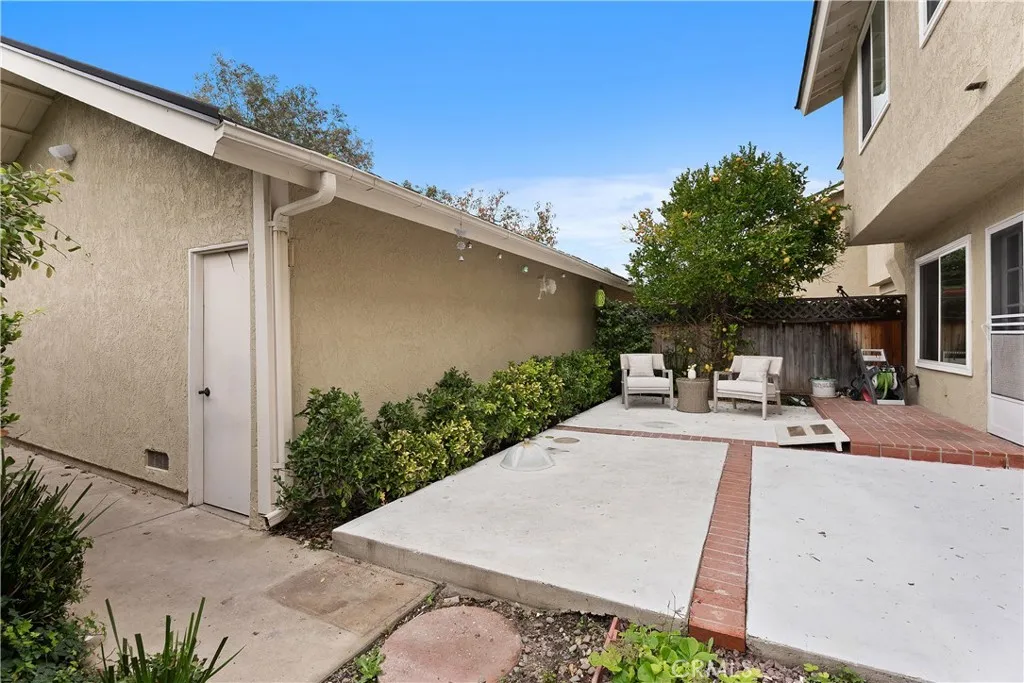 Irvine, CA, 92604