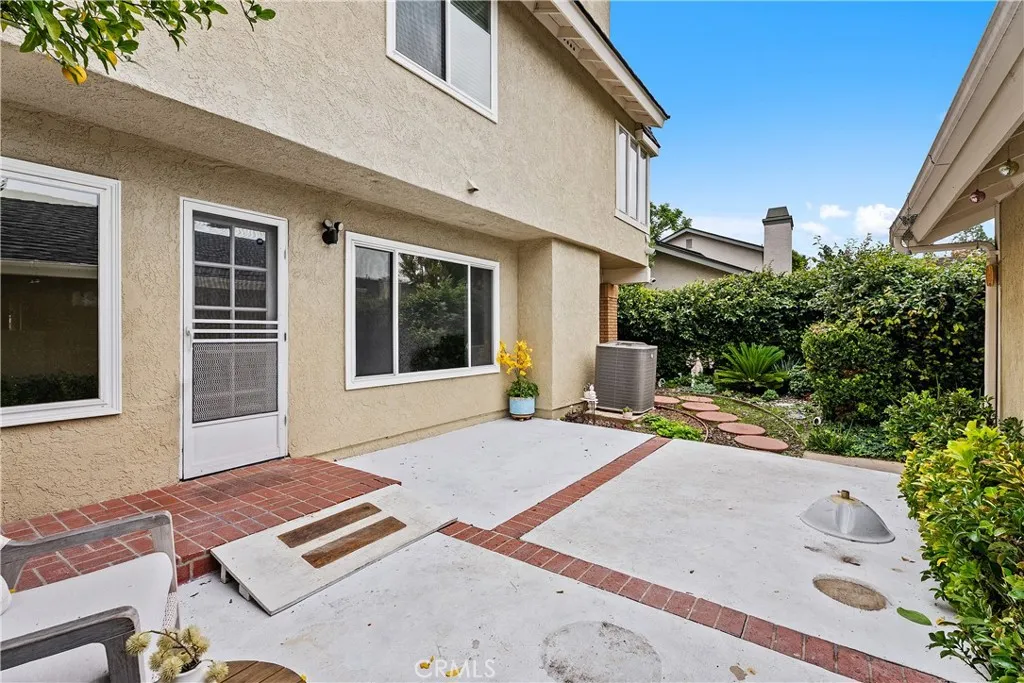 Irvine, CA, 92604