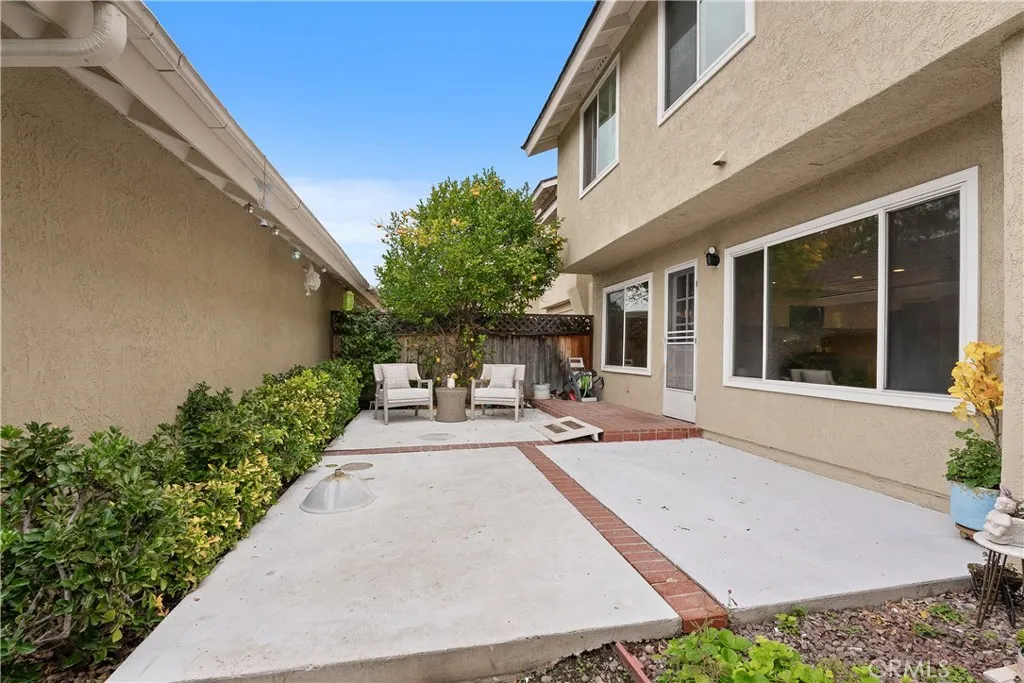 Irvine, CA, 92604