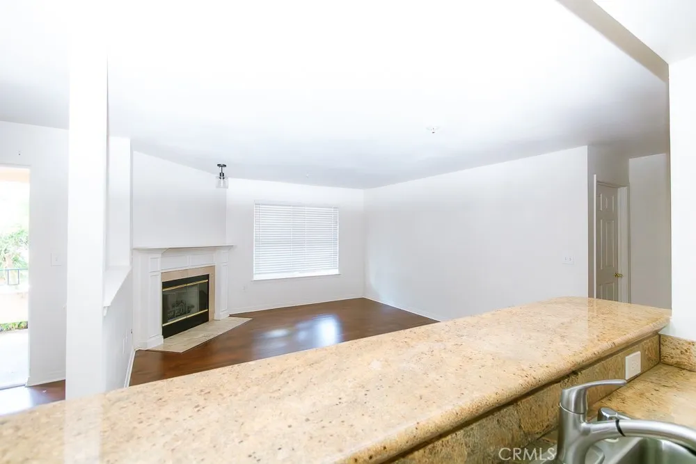 Photo #12: SW26000245 Listing: Photo #12