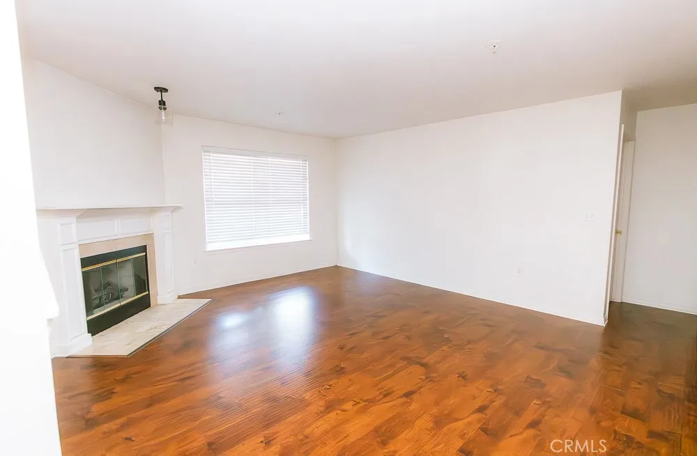 Photo #11: SW26000245 Listing: Photo #11