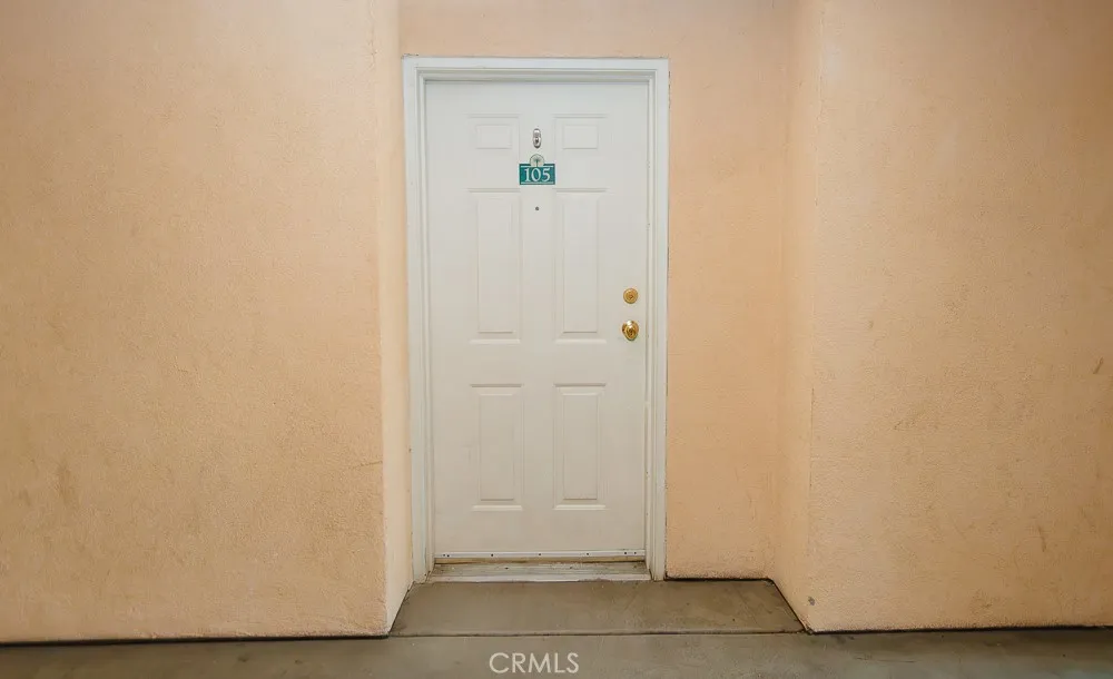 Photo #32: SW26000245 Listing: Photo #32