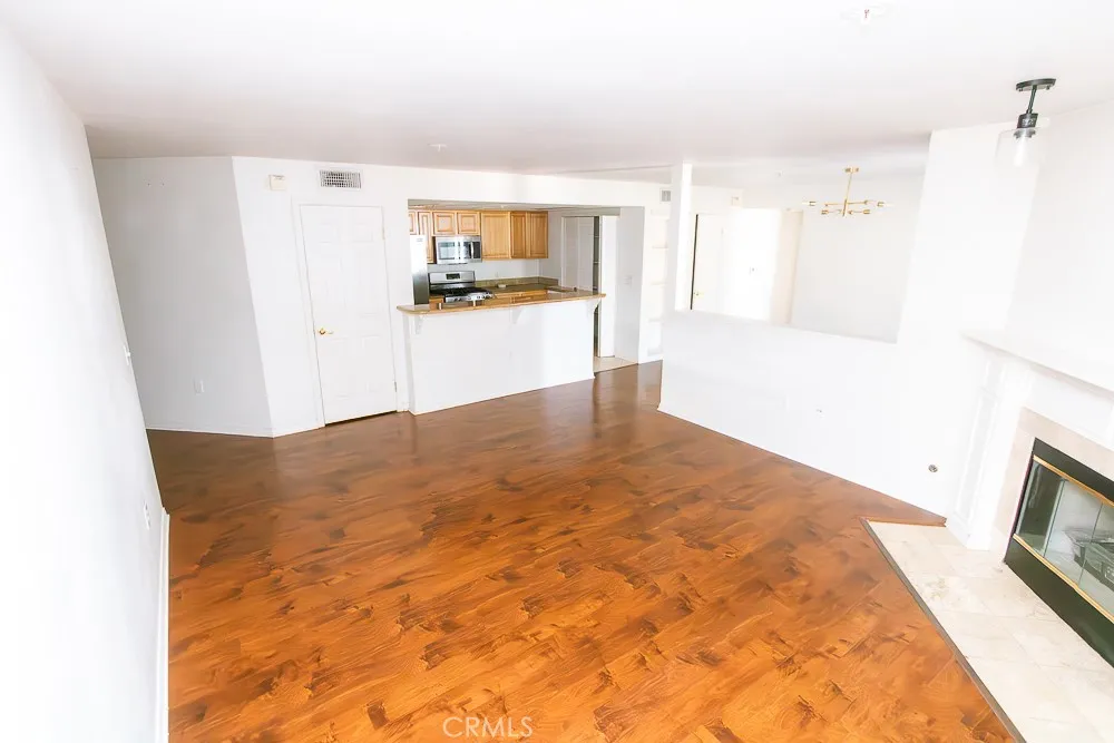 Photo #10: SW26000245 Listing: Photo #10