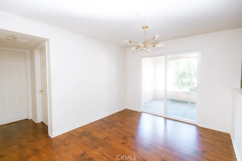 Photo #21: SW26000245 Listing: Photo #21