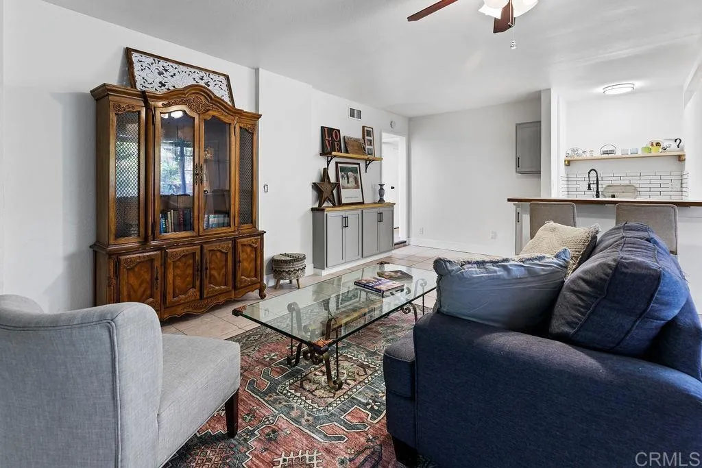 https://cdn.realtyfeed.com/cdn/127/306610675/42ae3c06c26dd74a9edde5a3819b35a5.webp