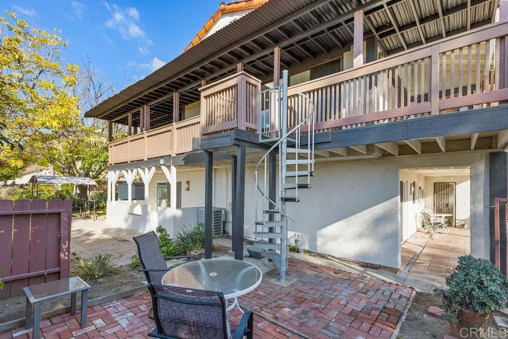 https://cdn.realtyfeed.com/cdn/127/306610675/475b8ad59a67811a8c7e7e334eef1000.webp