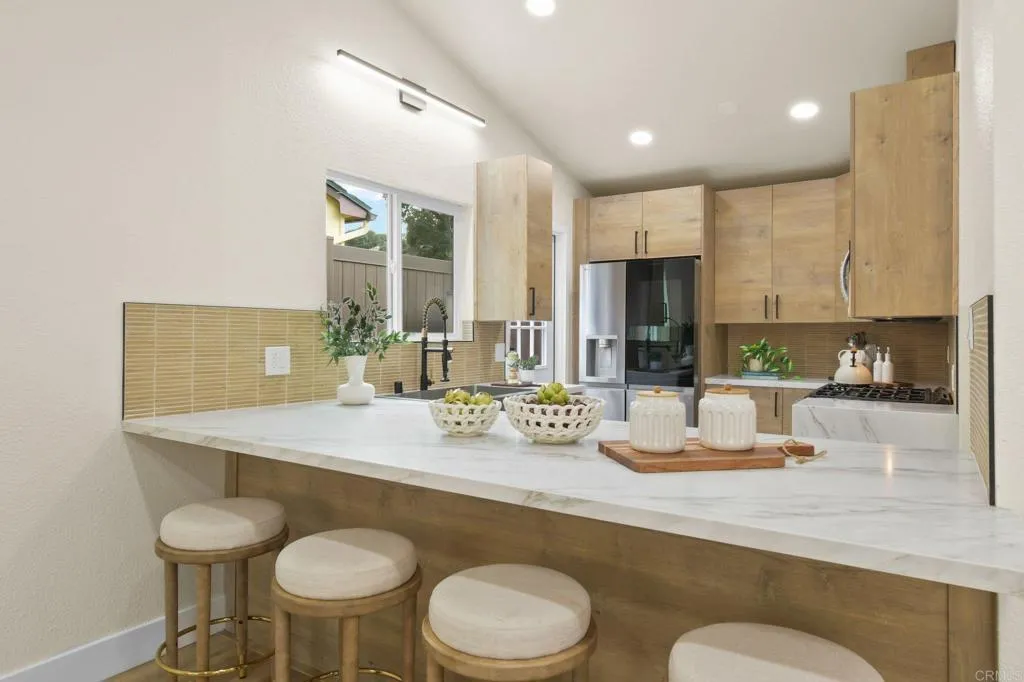 https://cdn.realtyfeed.com/cdn/127/306610774/7a2dc80011507443d5d5c99b6632a1e7.webp
