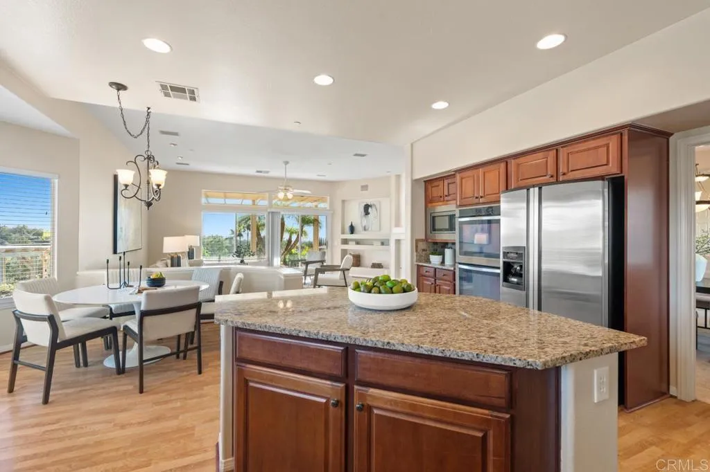 https://cdn.realtyfeed.com/cdn/127/306610842/38b857e7075ecc9318988804e7ec1d45.webp