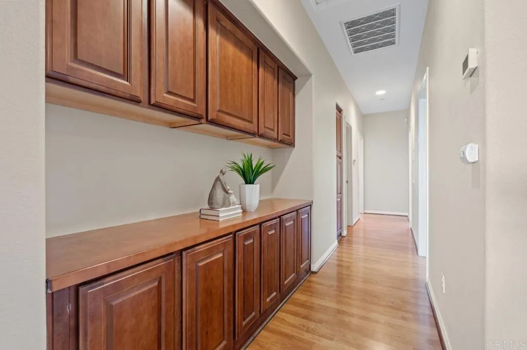 https://cdn.realtyfeed.com/cdn/127/306610842/6ab949c05ac87ff527f387d6a95c9d78.webp