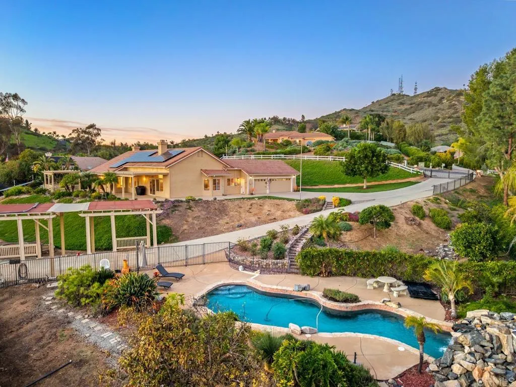 https://cdn.realtyfeed.com/cdn/127/306610842/716ab3351583e2500b4d926b74482cd0.webp